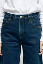 Blueberry Hill Slope Curve Jeans HJ039