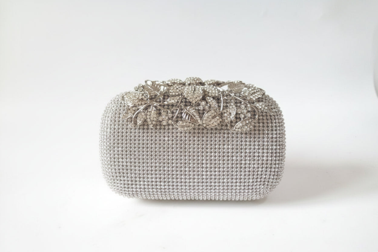 Leaf-shaped Flowers Diamond Dinner Clutch