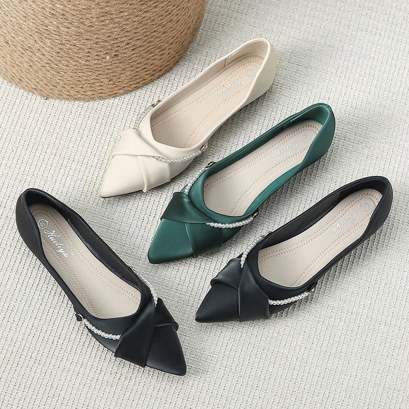 Casual Woman Shoe Pearl Decorateion Shallow Mouth Pointed Toe Soft Elegant Female Footwear Beading Comfortable New Boat Dress Le