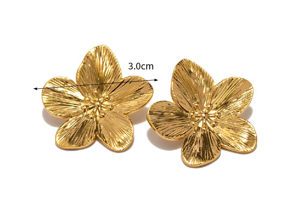 French Court Matte Retro Gold Floral Metal Stud Earrings