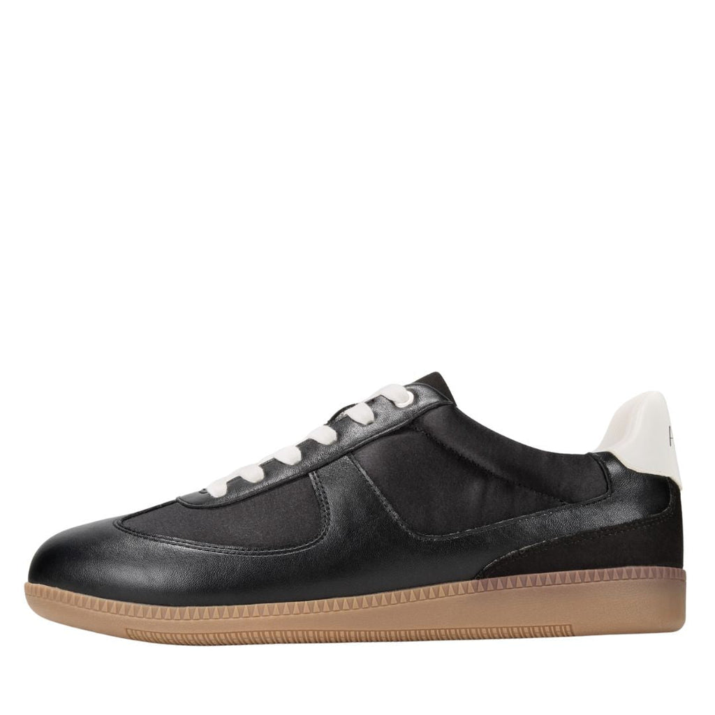 Taylor Sneakers Black