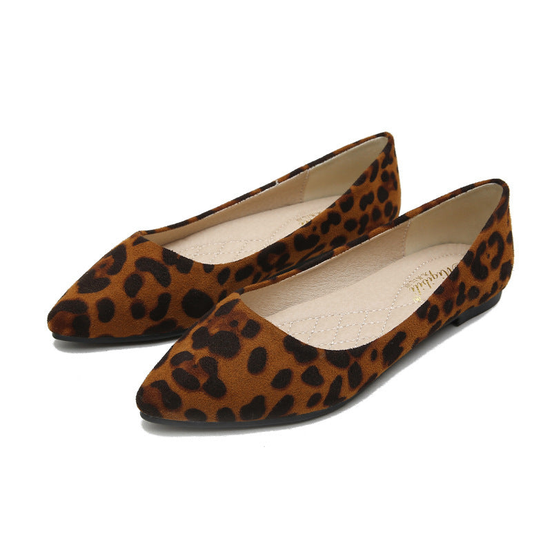 Leopard-print pointed toe flats