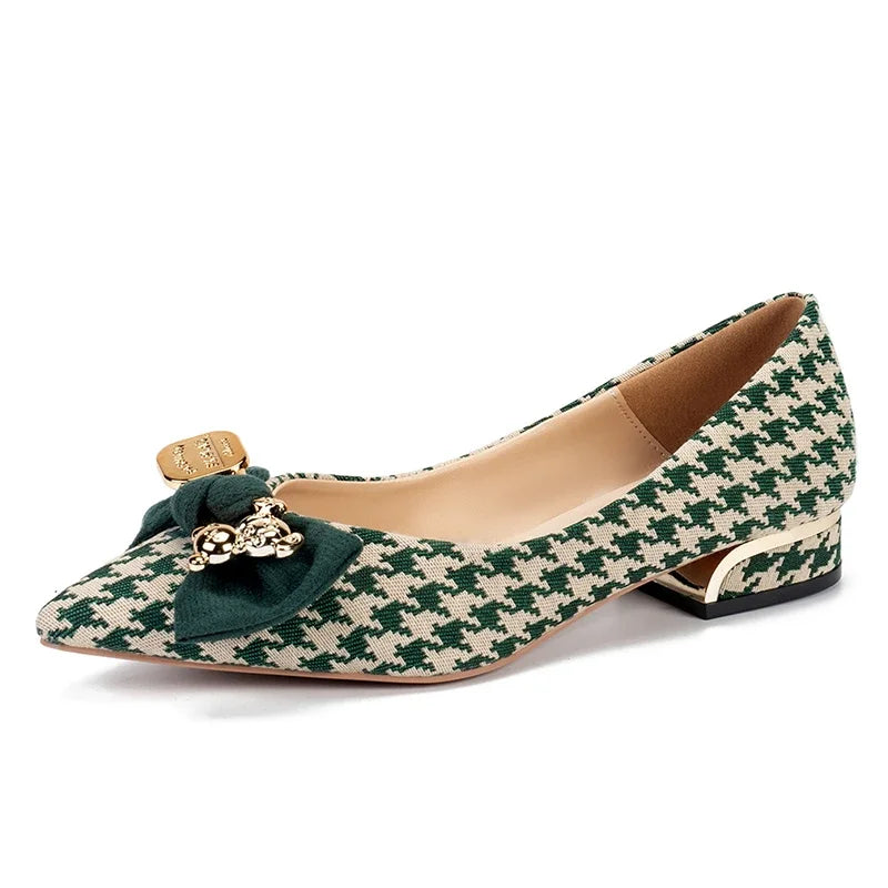 Houndstooth Butterfly-knot Flats