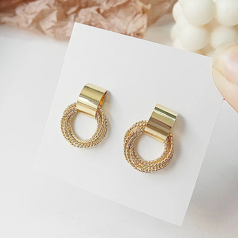 Small Retro Circle Metal Earrings