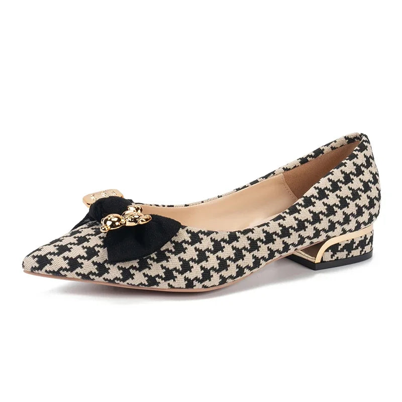 Houndstooth Butterfly-knot Flats