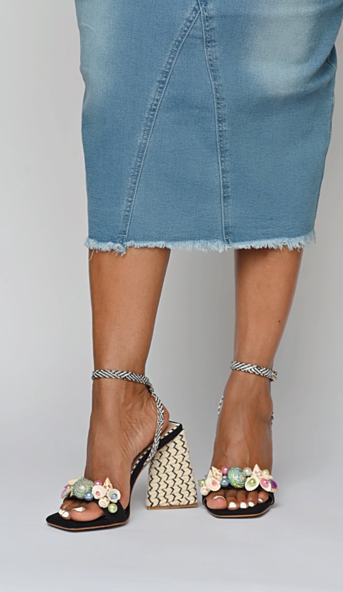 Anckor Seashell Toe Strap Heels