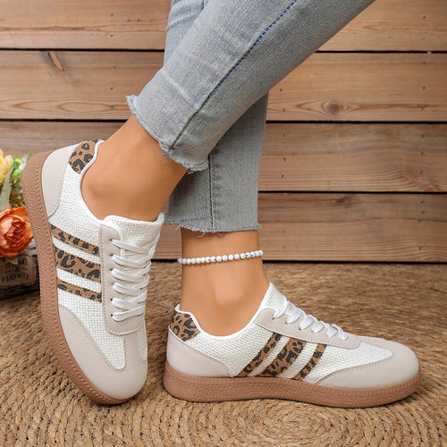 Women's Training Shoes 2025 Autumn New Large Size Flat White Shoes Leopard Print Retro Versatile Sports Casual Sneakers