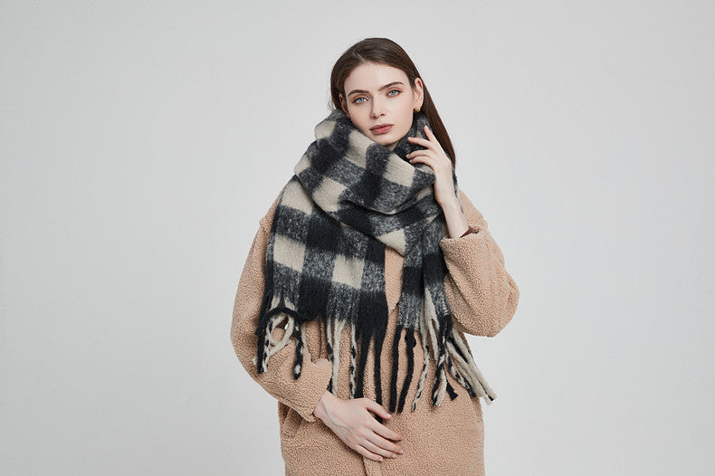 Thickened Plaid Thick Tassel Scarf