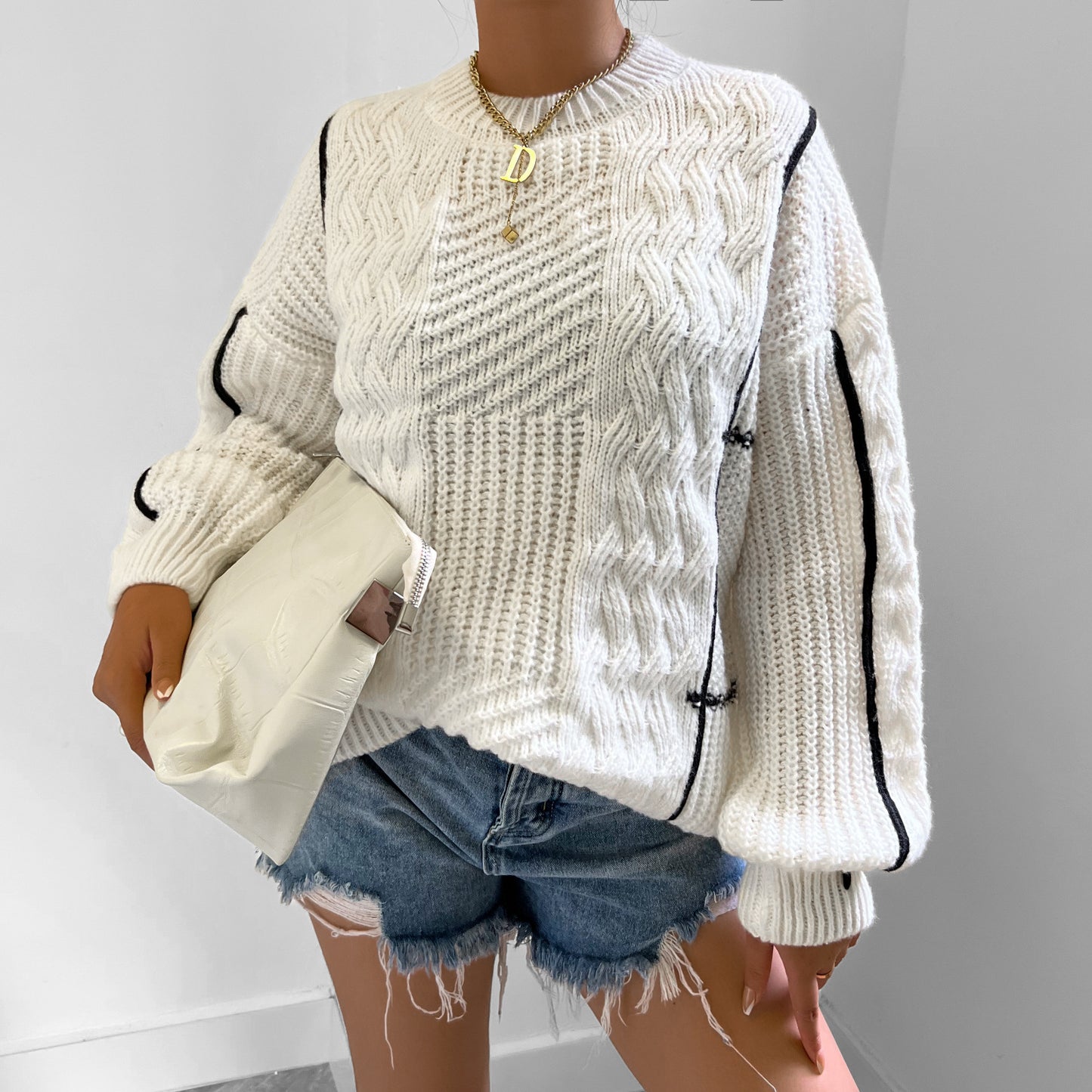 Round Neck Lantern Sweater