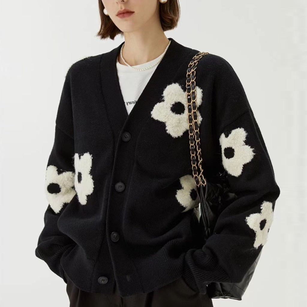 Three Dimensional Jacquard Knitted Cardigan