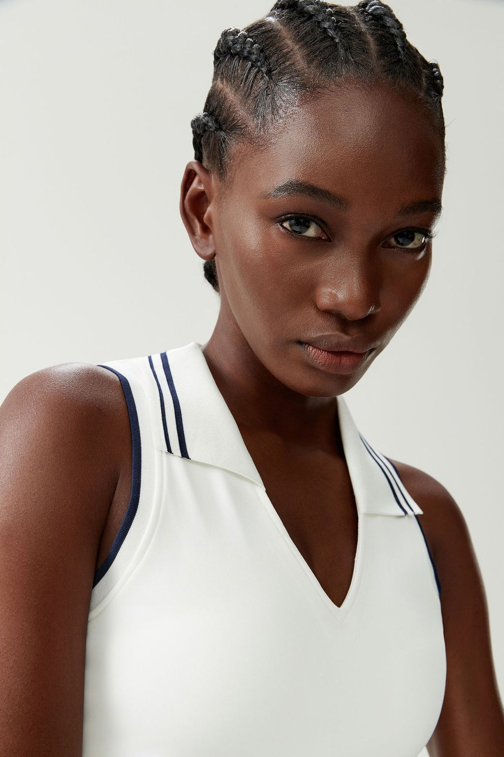 Stand Collar Tennis Women Yoga Fitness Running Top Quick Drying Sleeveless Vest with Chest Pad