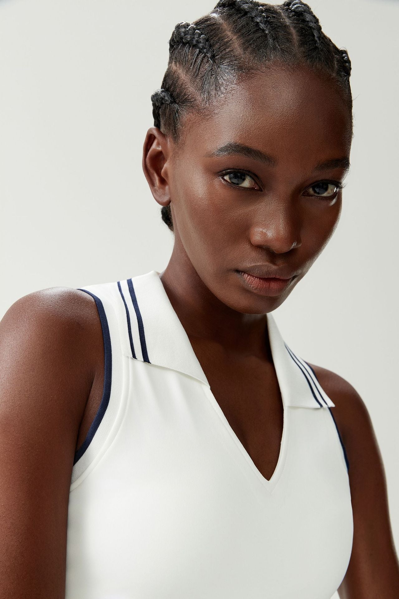 Stand Collar Tennis Women Yoga Fitness Running Top Quick Drying Sleeveless Vest with Chest Pad
