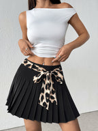Leopard Bow Print Pleated Skirt