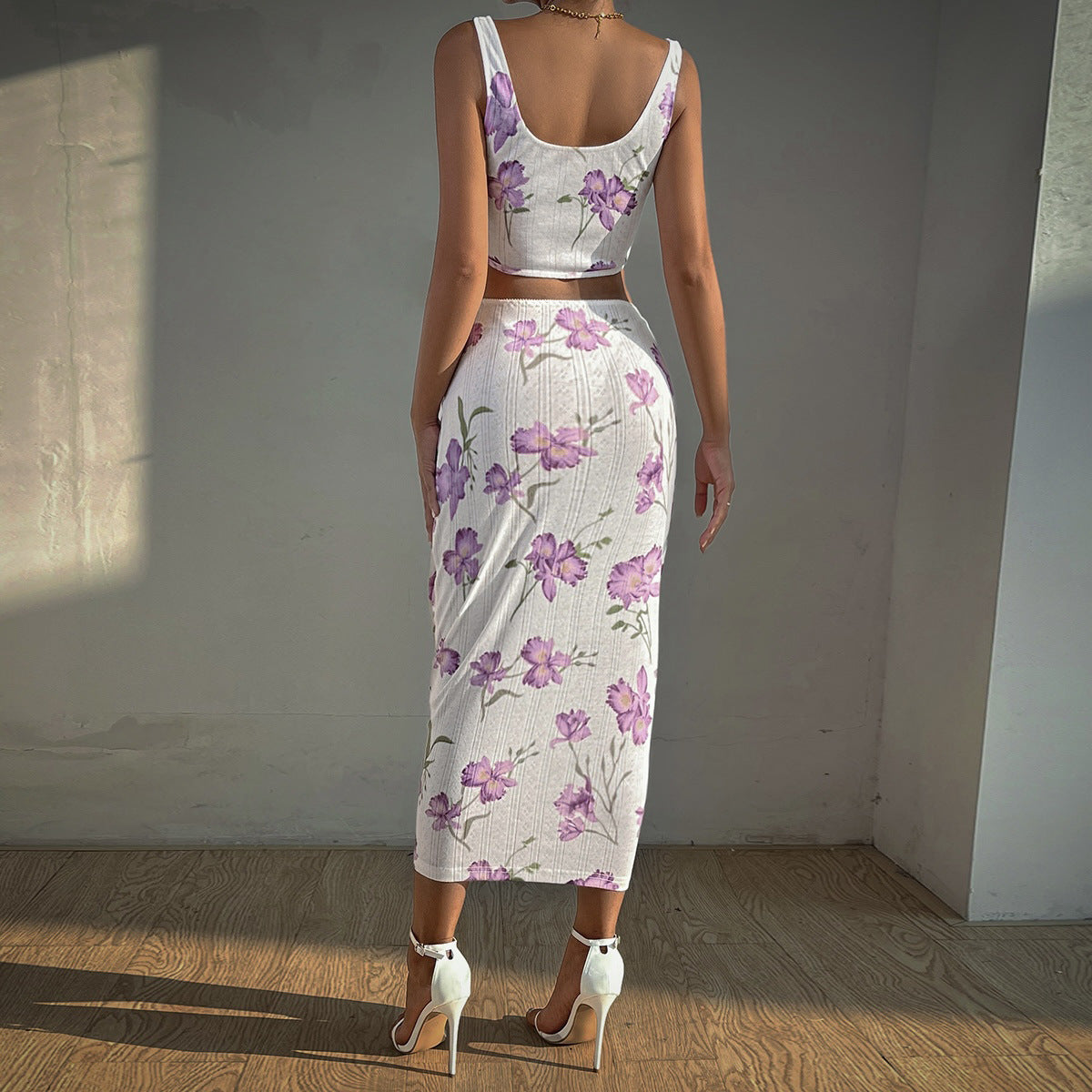 Spaghetti-Strap Floral Print Vest & Slim Fit Sheath Skirt Set