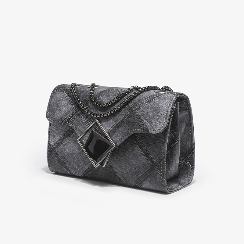 Gradient Rhombus Embossed Chain Messenger Bag