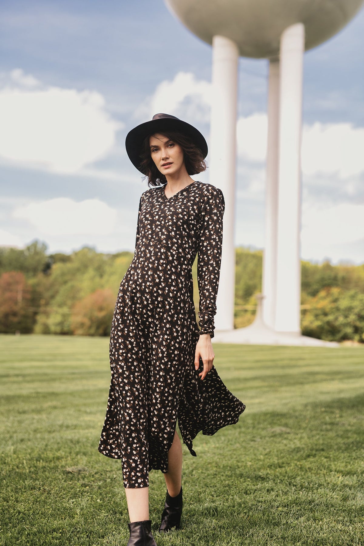 FLORAL PRINTED MAXI DRESS