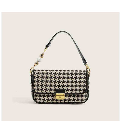 Houndstooth Print Shoulder Bag