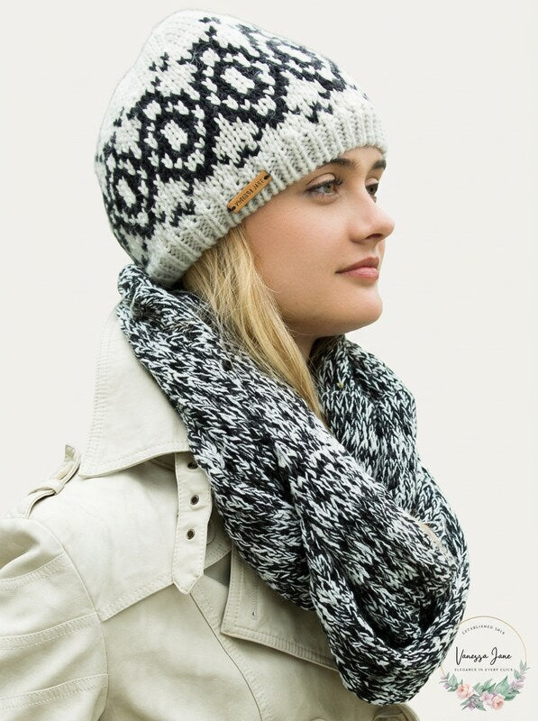 Sweet Turns Women's Gray Marled Knit Scarf One Size