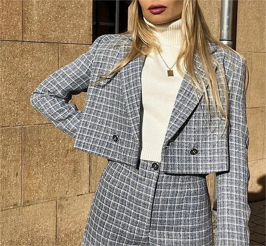 Slim-Fit Tailored Plaid Blazer