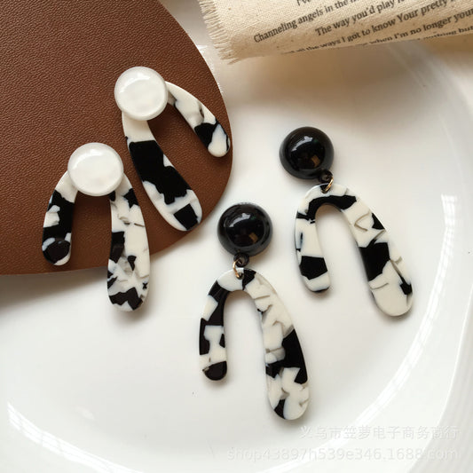 Black & White Spotted Earrings