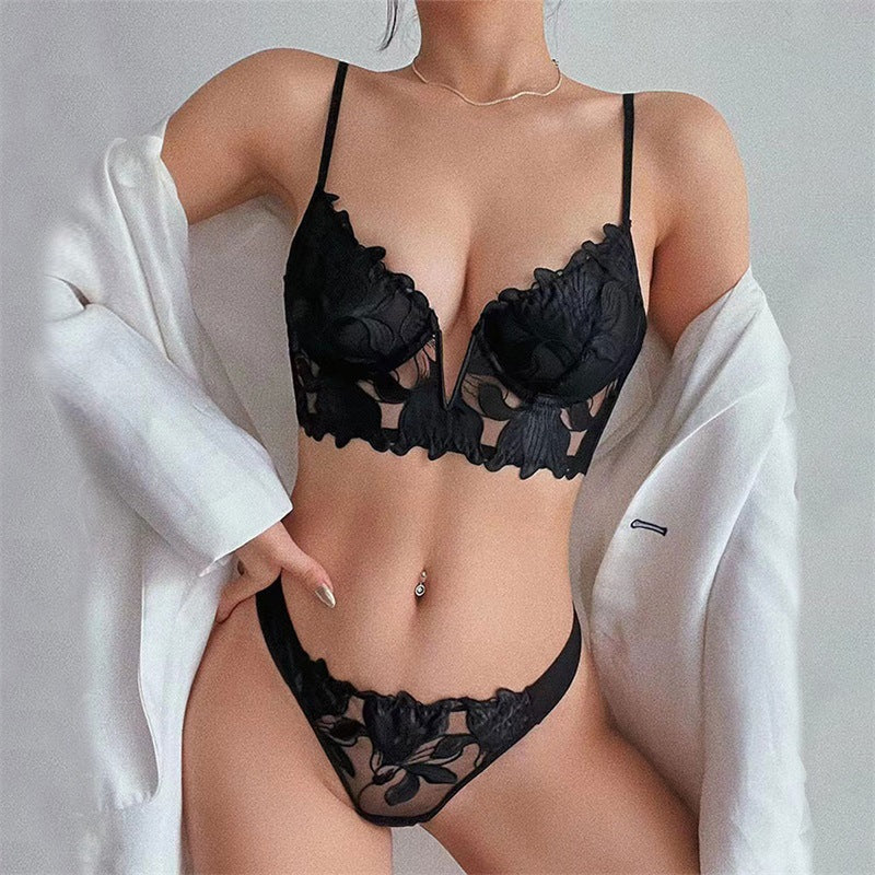 French Support V Shaped Bra & Panties Sets