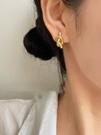 Knotted simple ins versatile retro earrings